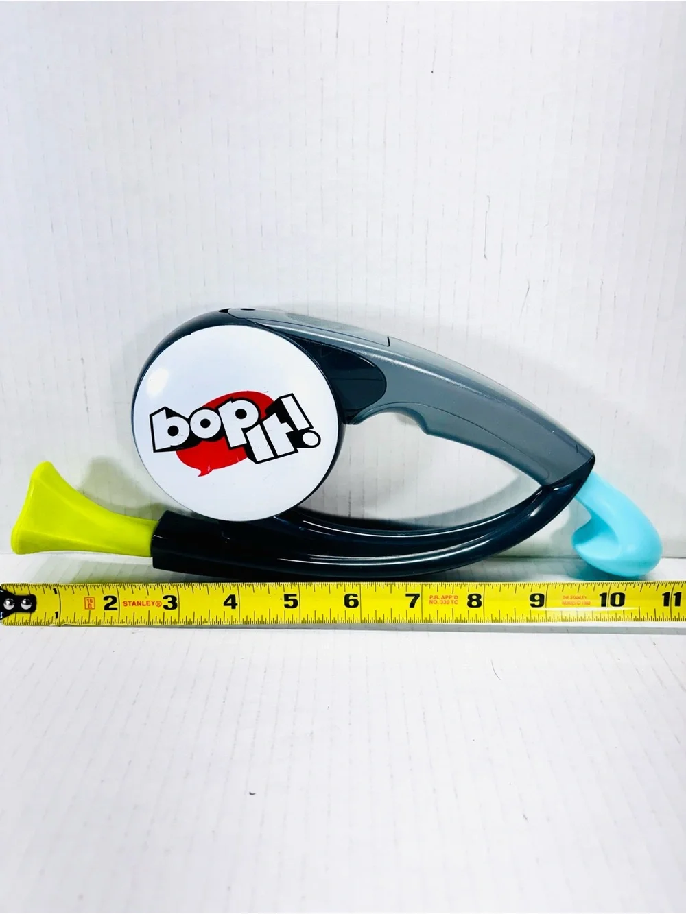 Hasbro Bop It Game 2015 Electronic Handheld Tested Working Sound Toy